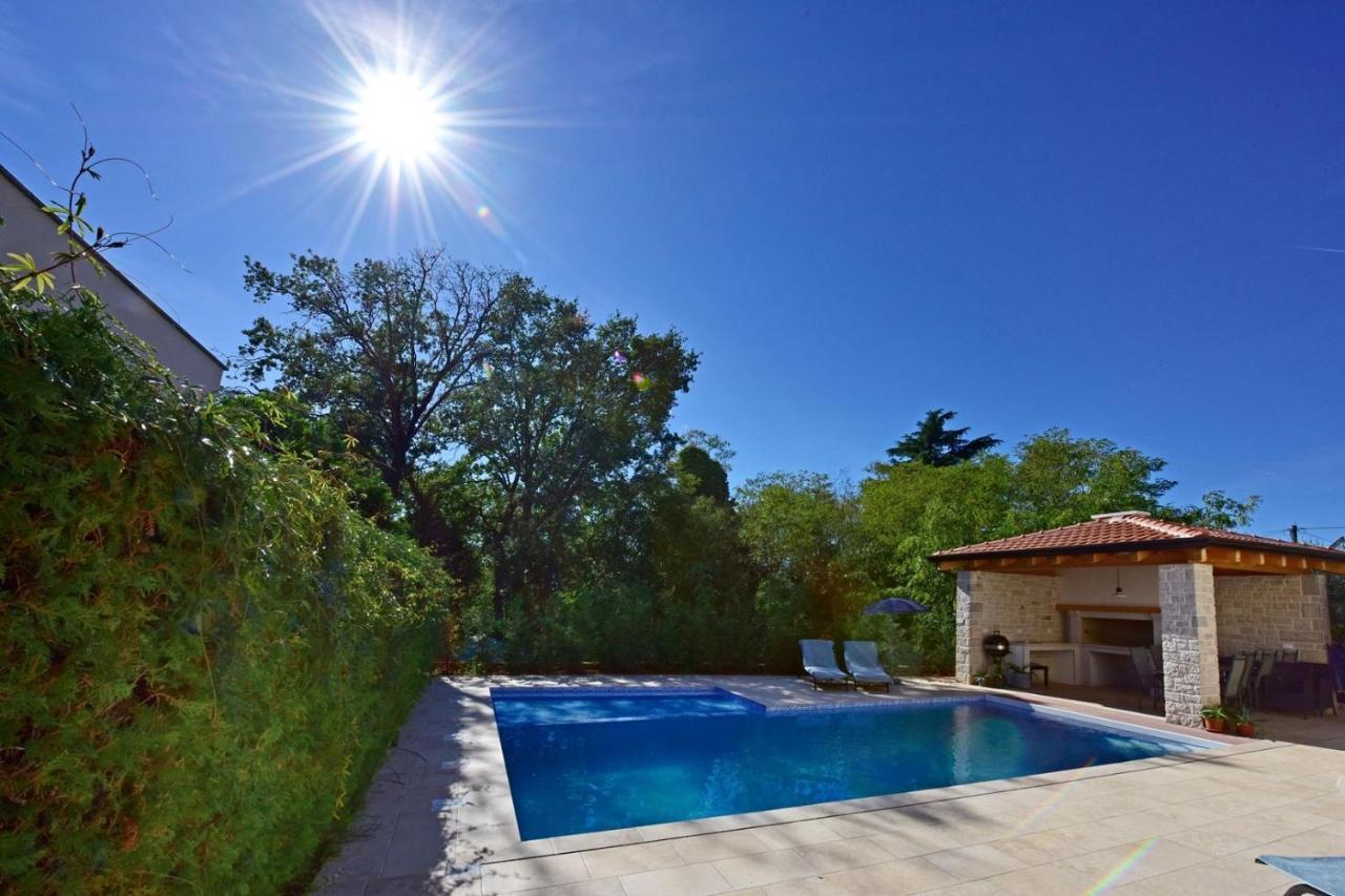 Apartments House Anna For Max 13 Persons In Porec, Pet Friendly Poreč Exterior foto
